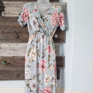 NWOT Now N Forever Wrap Style Midi Dress in Light Blue/Floral Size S